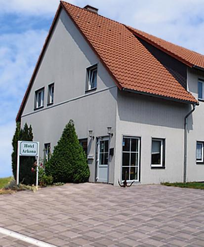 Hotel Arkona Genthin Extérieur photo